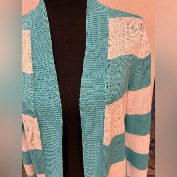 Talbots size Medium Petite linen cardigan sweater - Picture 3 of 8